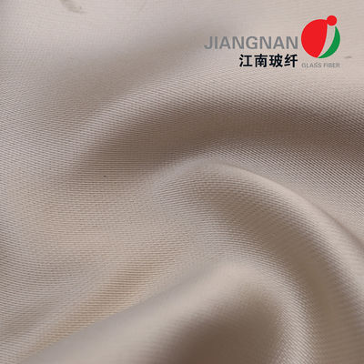 Duman Kapısı Isı Yalıtım Pedi İçin Kullanılan 18 OZ Isıya Dayanıklı Silika Kumaş Yüksek Silika Fiberglas Kumaş
